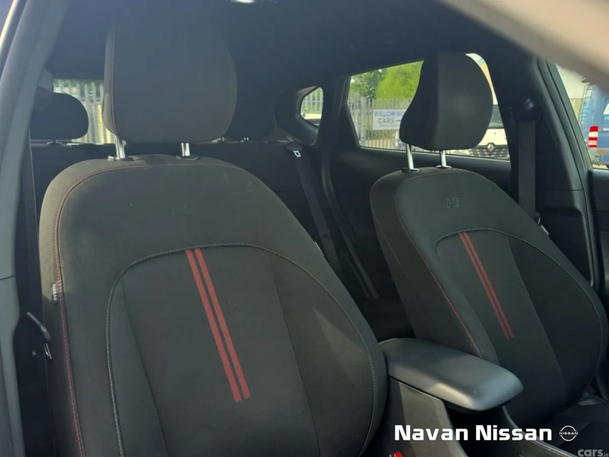 Hyundai KONA MPV, Petrol, 2024, Black