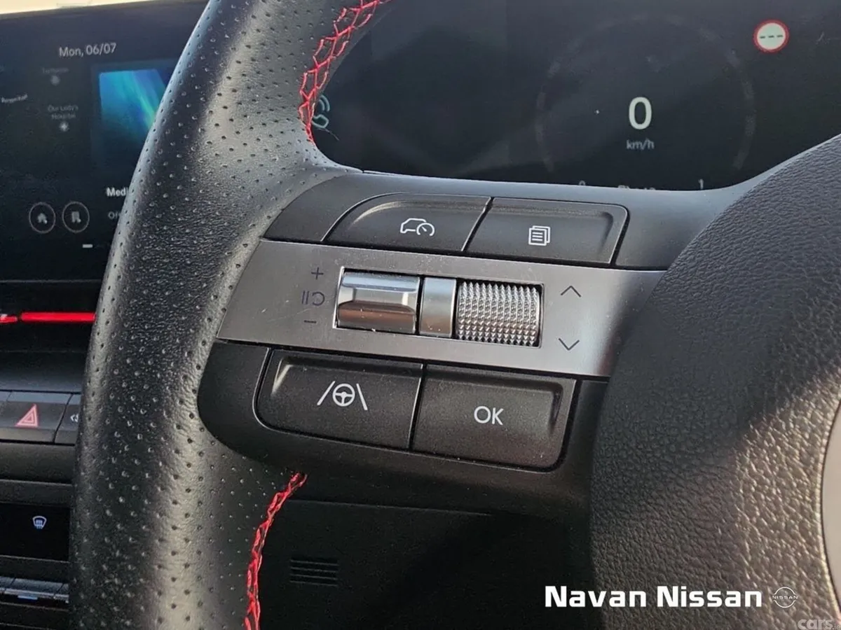 Hyundai KONA MPV, Petrol, 2024, Black