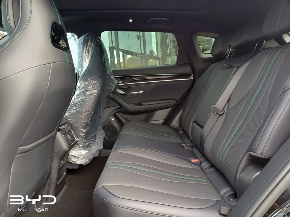BYD SEAL U SUV, Petrol Plug-in Hybrid, 2027, Black