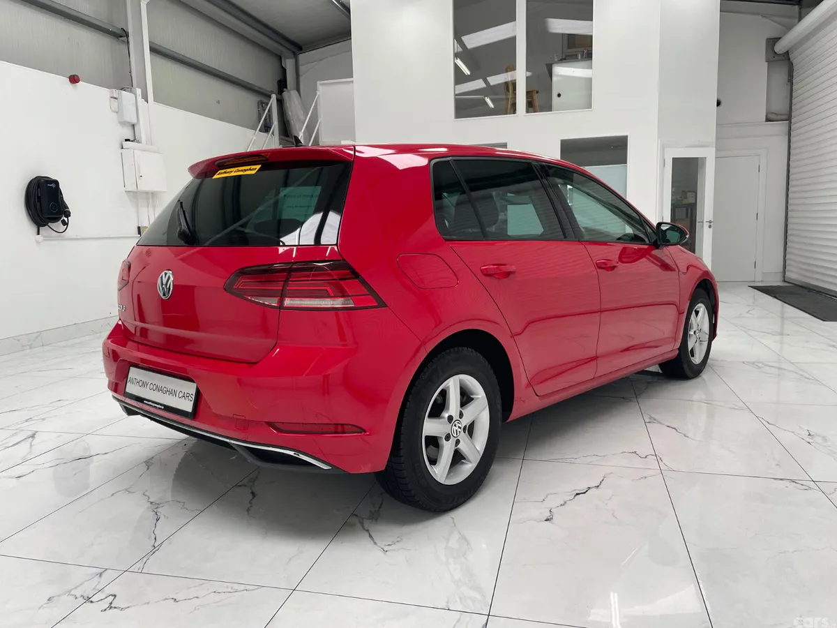 Volkswagen Golf Hatchback, Petrol, 2018, Red