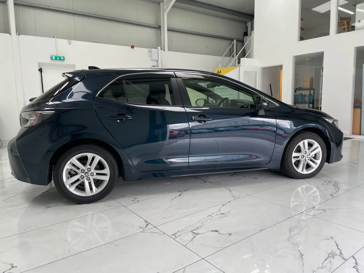 Toyota Corolla Hatchback, Petrol Hybrid, 2019, Black