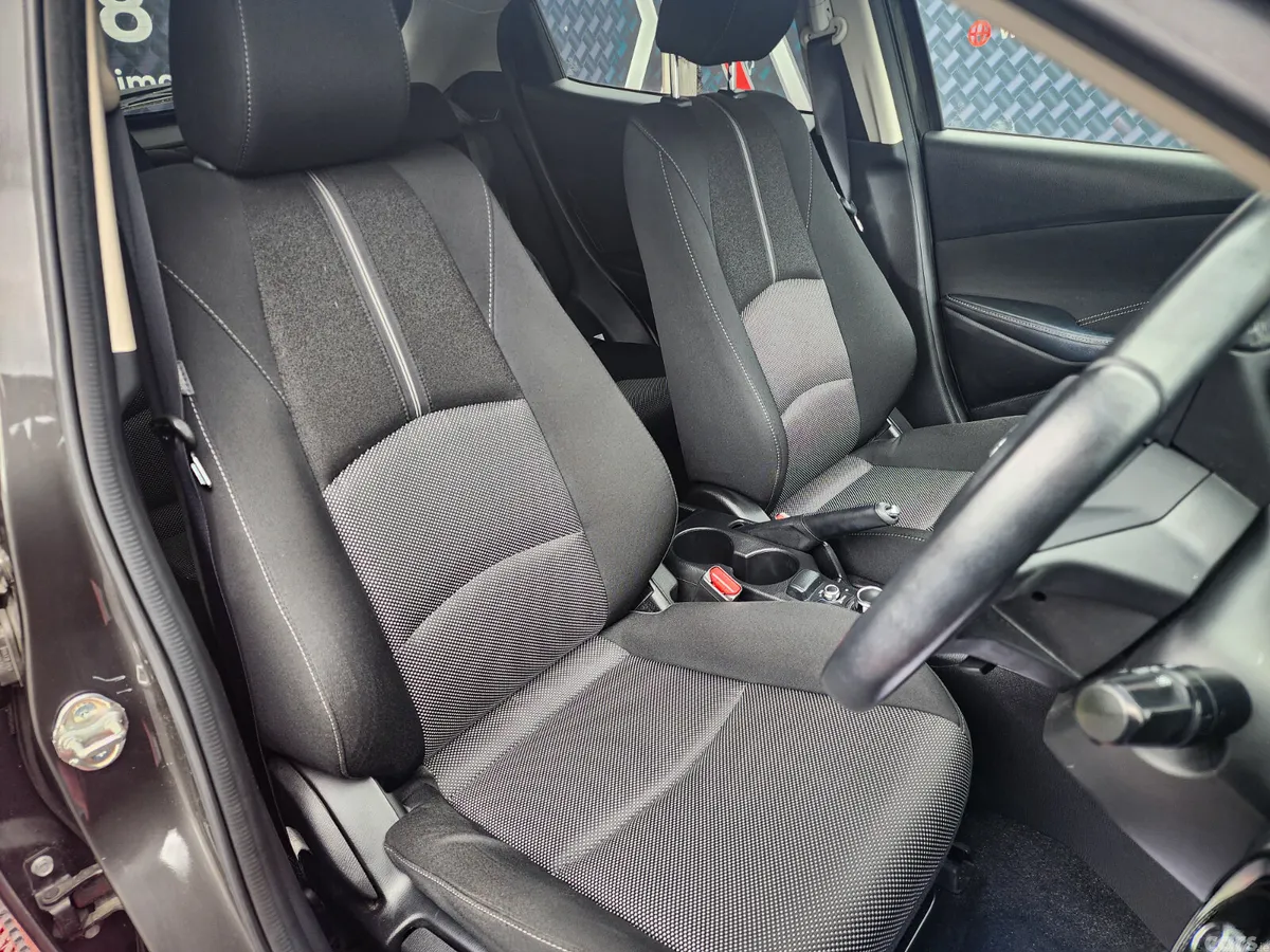 Mazda Demio MPV, Diesel, 2016, Grey