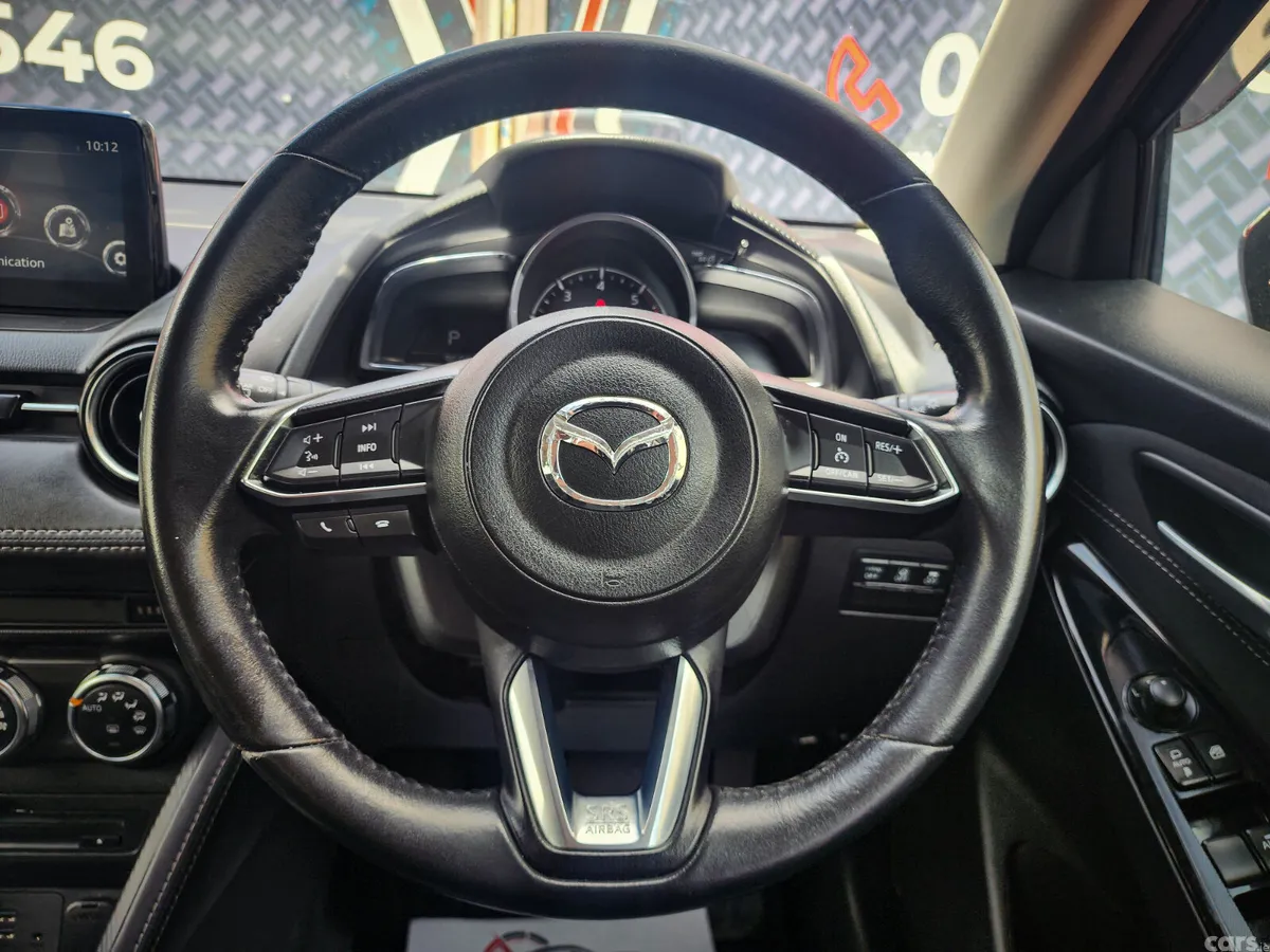 Mazda Demio MPV, Diesel, 2016, Grey