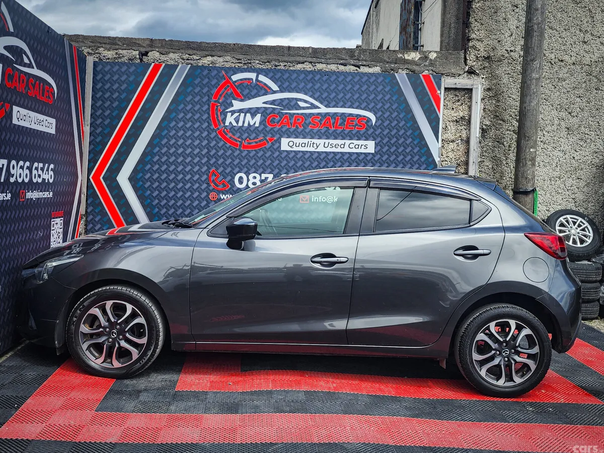 Mazda Demio MPV, Diesel, 2016, Grey