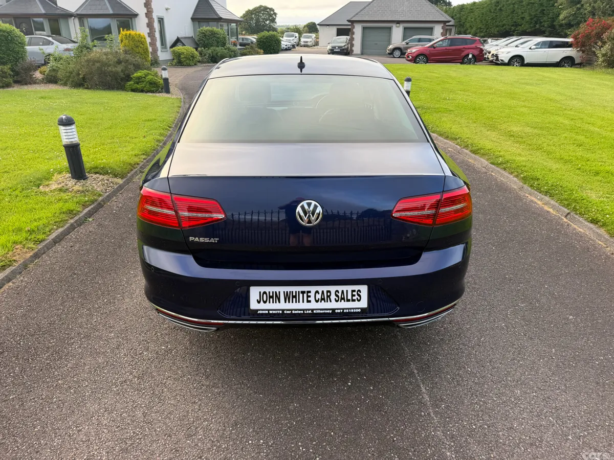 Volkswagen Passat Saloon, Diesel, 2018, Blue
