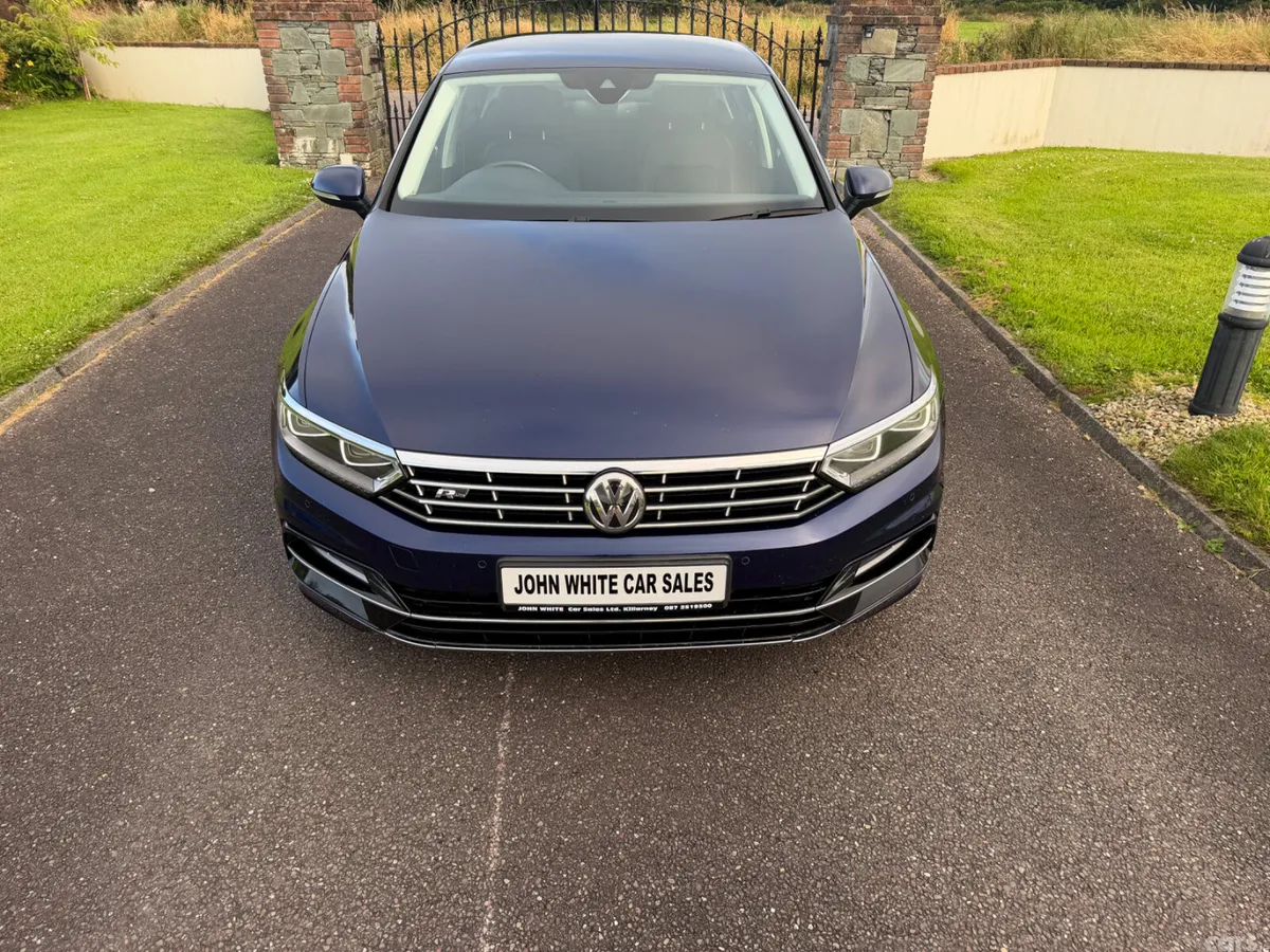 Volkswagen Passat Saloon, Diesel, 2018, Blue