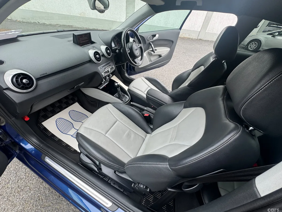 Audi A1 Hatchback, Petrol, 2011, Blue