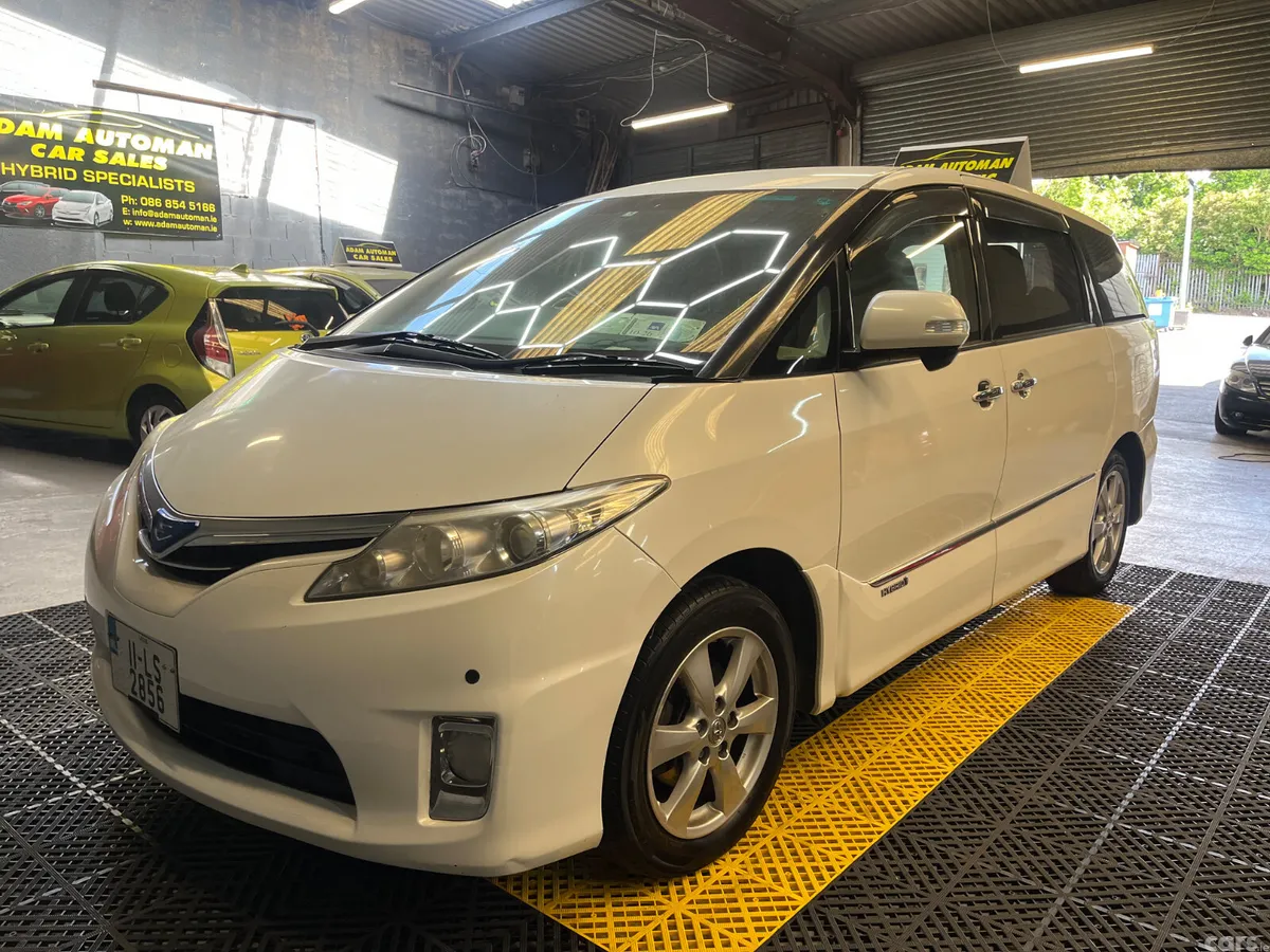Toyota Estima MPV, Petrol Hybrid, 2011, White
