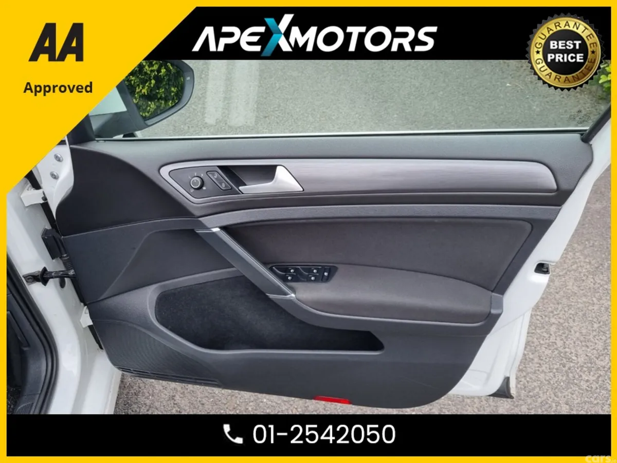 Volkswagen Golf Estate, Petrol, 2017, White
