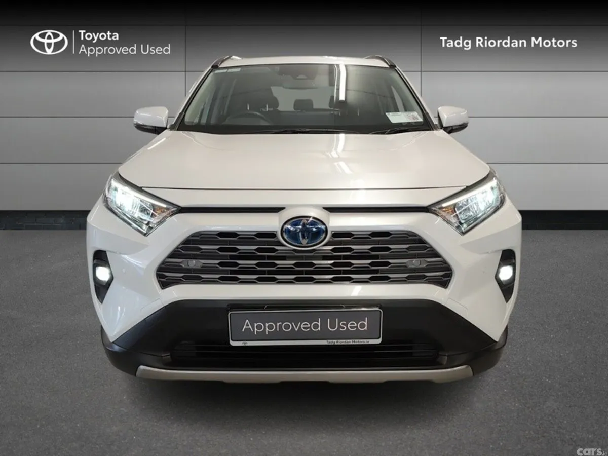 Toyota RAV4 SUV, Petrol Hybrid, 2024, White