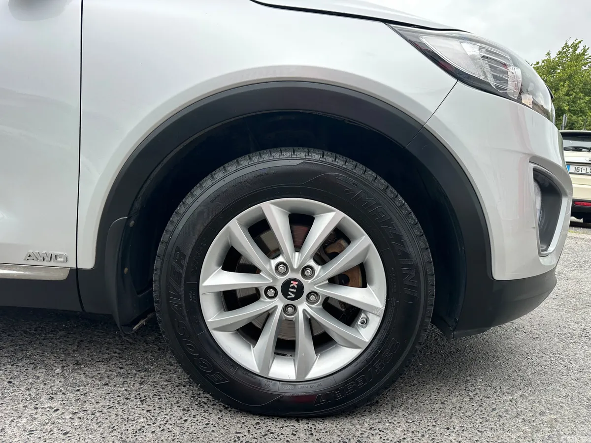 Kia Sorento SUV, Diesel, 2017, Silver