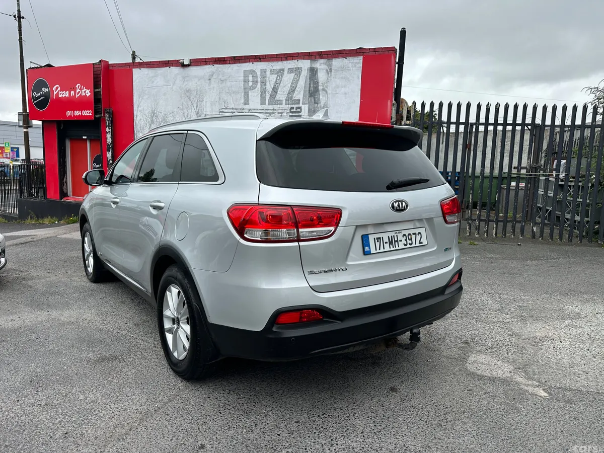 Kia Sorento SUV, Diesel, 2017, Silver