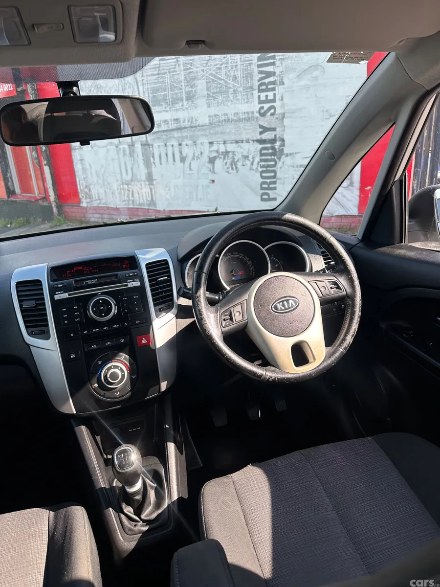 Kia Venga MPV, Diesel, 2011, Silver