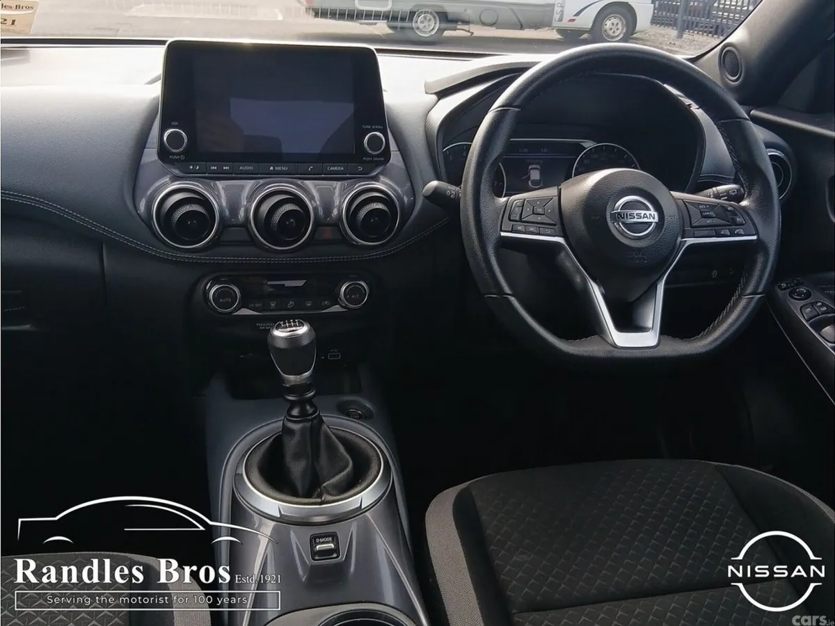 Nissan Juke SUV, Petrol, 2022, Silver