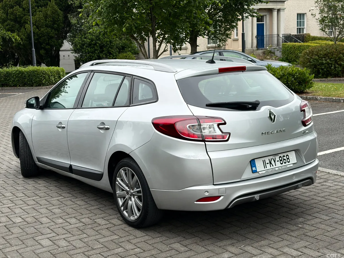 Renault Megane Estate, Diesel, 2011, Silver