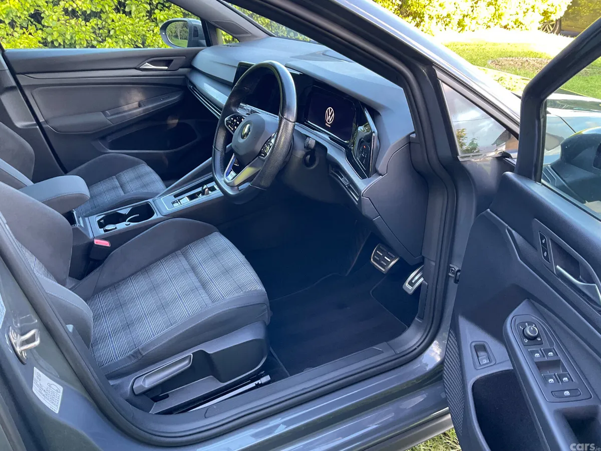 Volkswagen Golf Hatchback, Petrol Hybrid, 2021, Grey
