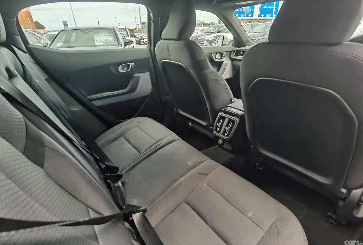 Polestar 2 Hatchback, Electric, 2023, Silver
