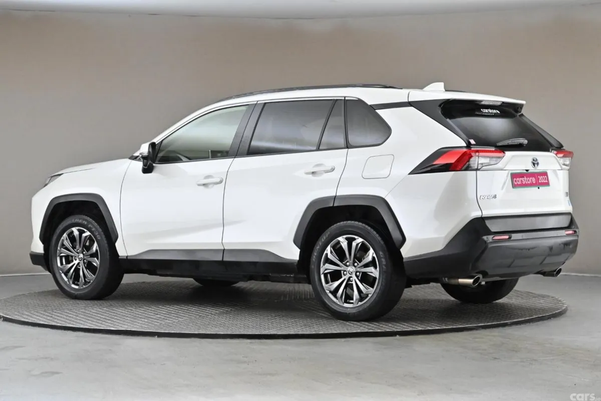 Toyota RAV4 SUV, Petrol Hybrid, 2022, White