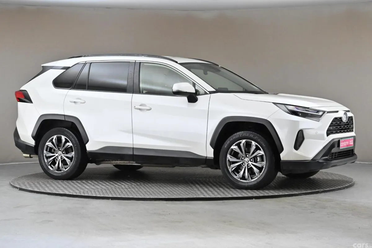 Toyota RAV4 SUV, Petrol Hybrid, 2022, White