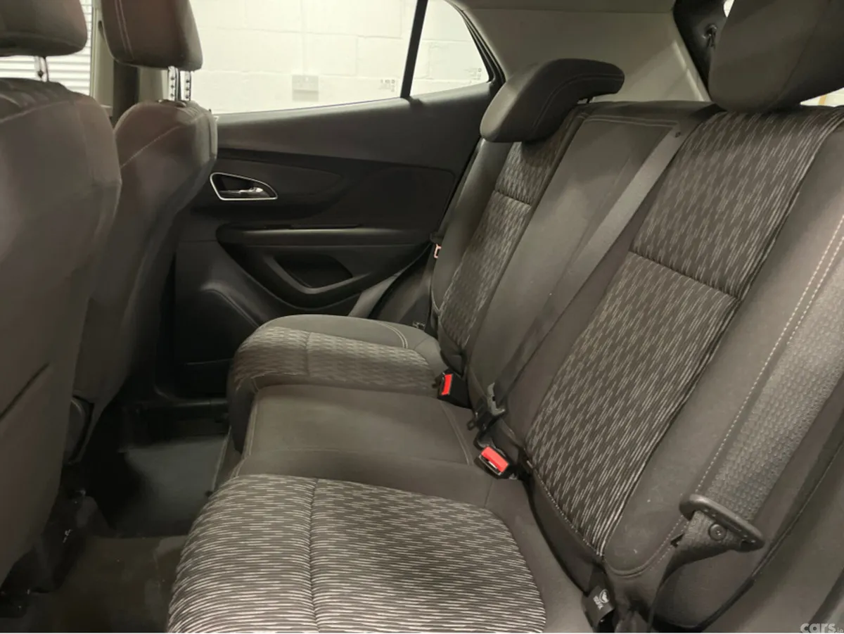 Opel Mokka Hatchback, Diesel, 2015, Silver