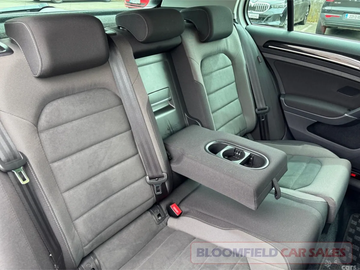 Volkswagen Golf Hatchback, Petrol, 2019, White