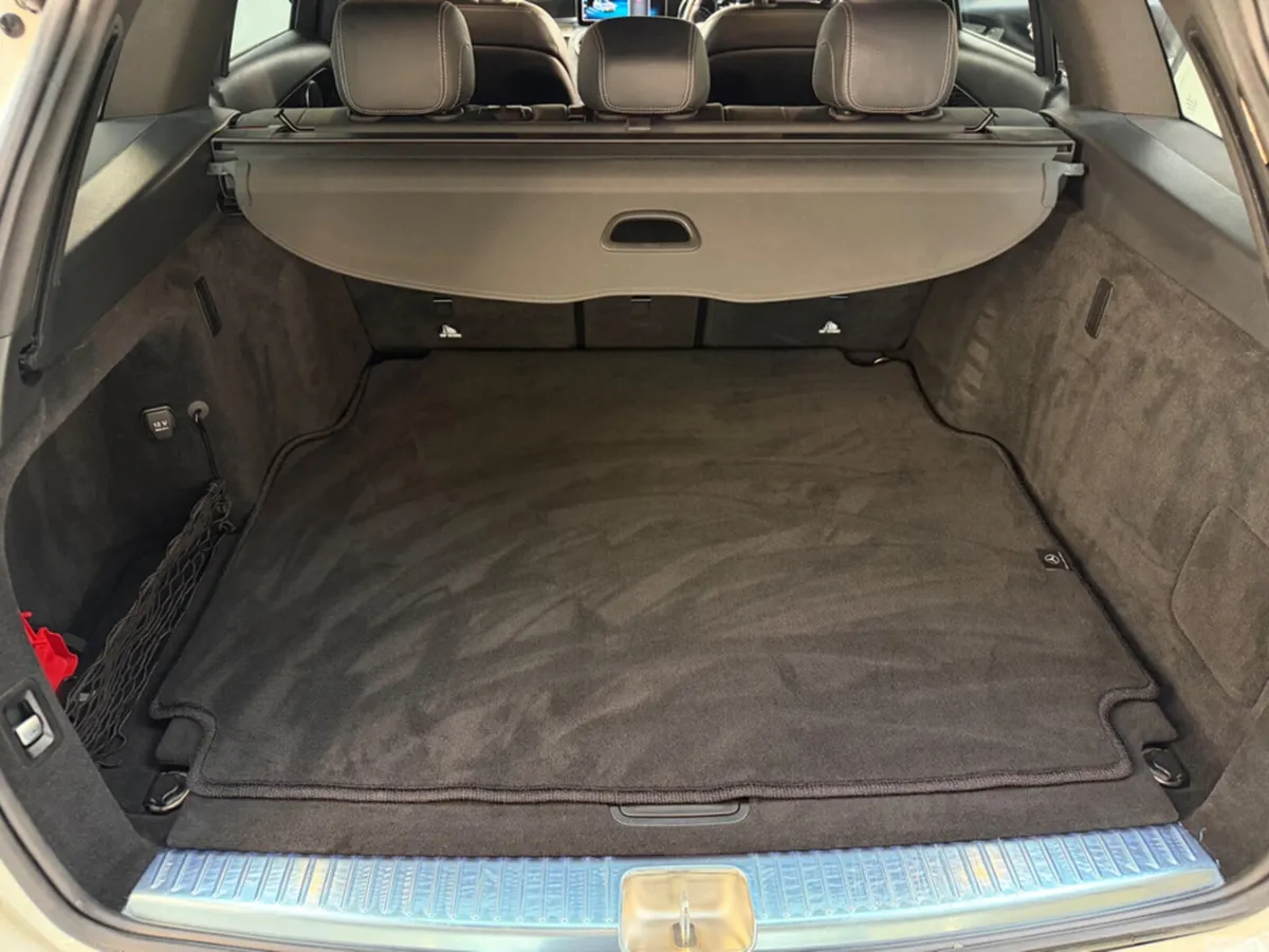 Mercedes-Benz C-Class Estate, Diesel, 2019, White