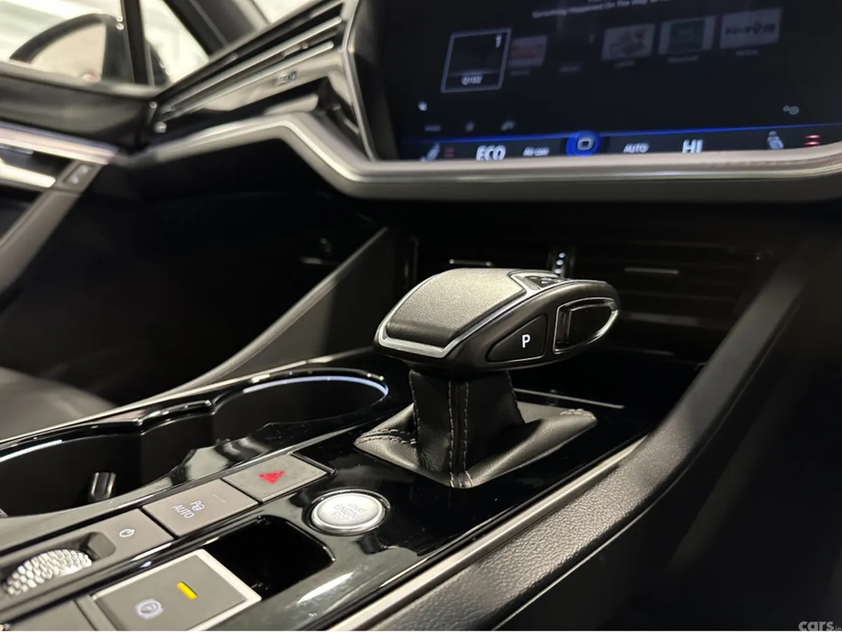 Volkswagen Touareg Estate, Diesel, 2023, Grey