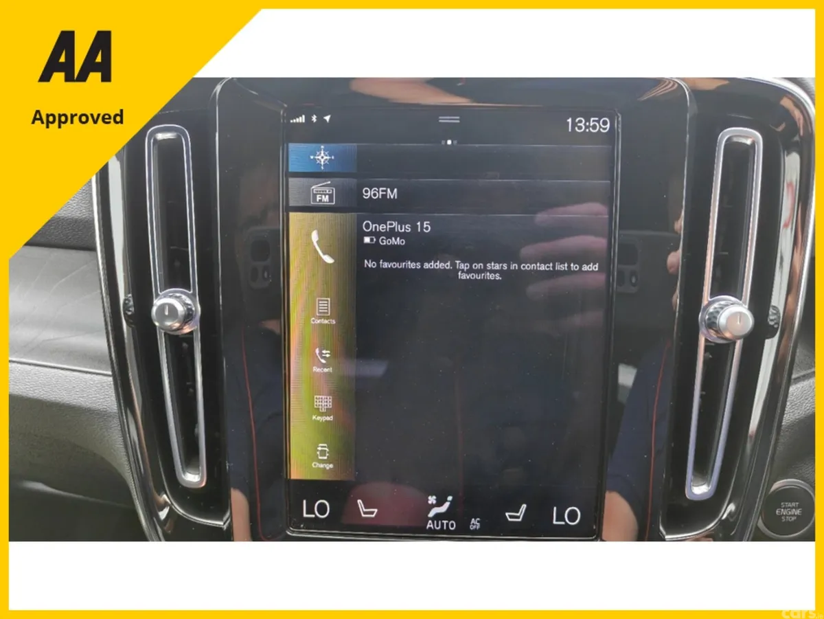 Volvo XC40 SUV, Petrol Plug-in Hybrid, 2023, Silver