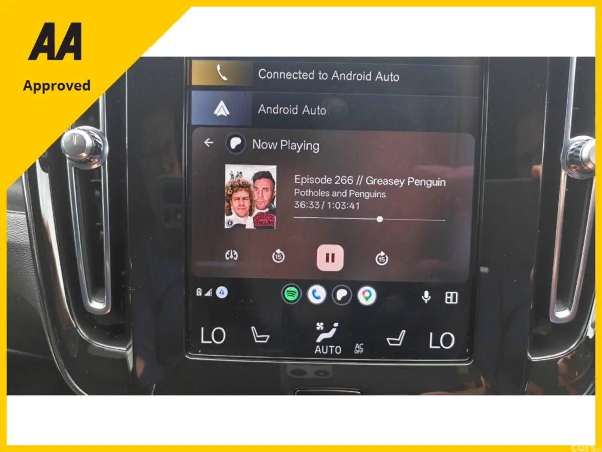 Volvo XC40 SUV, Petrol Plug-in Hybrid, 2023, Silver