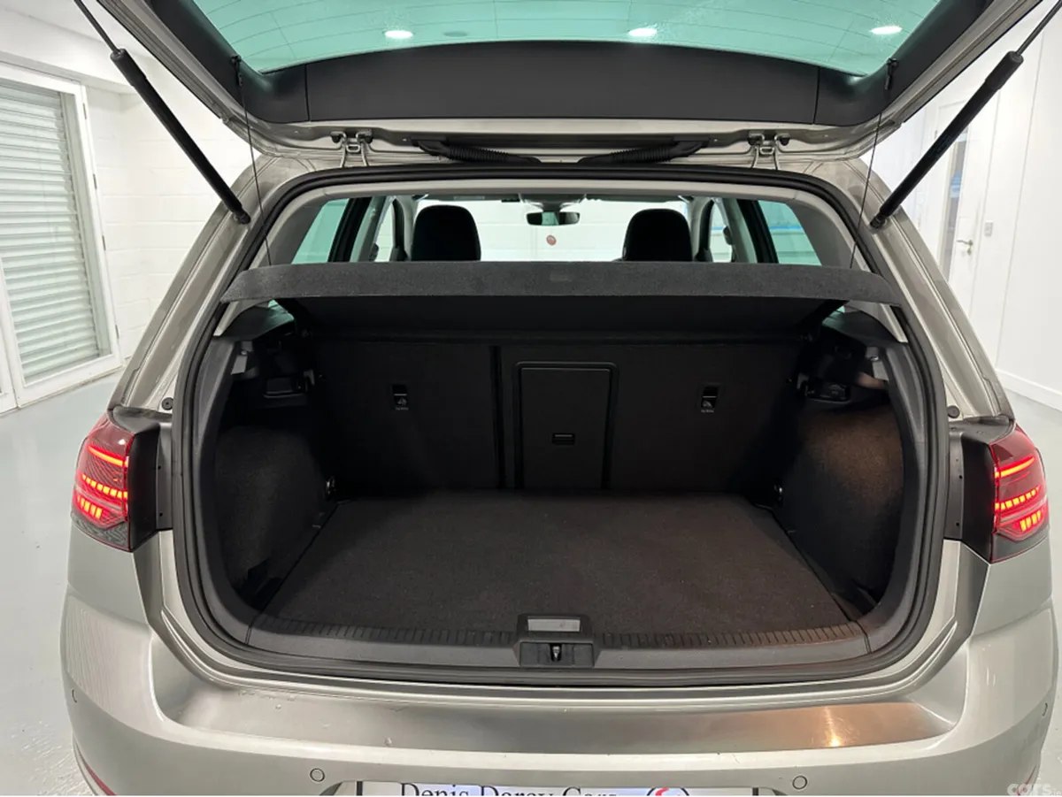 Volkswagen Golf Hatchback, Diesel, 2020, Silver