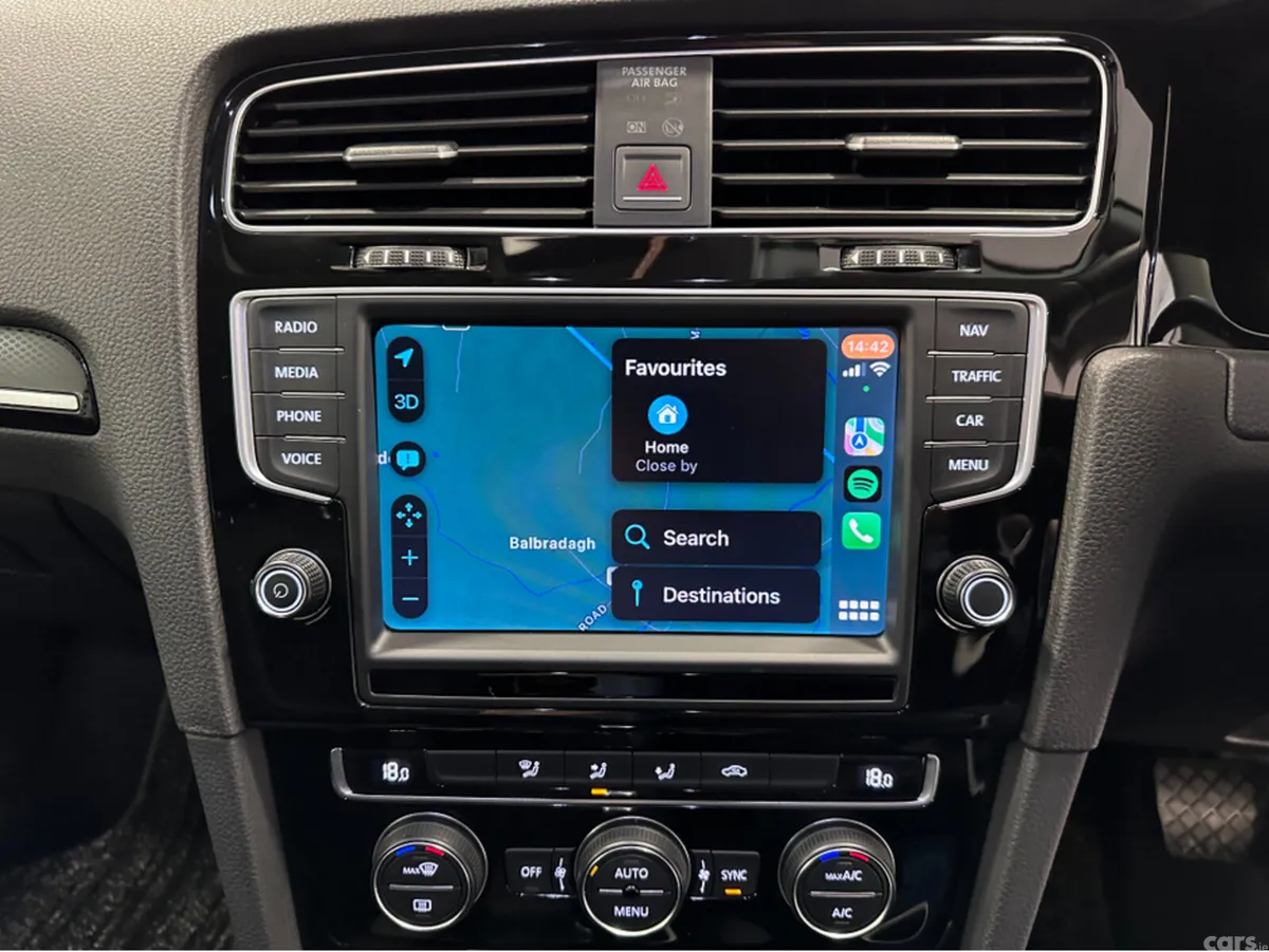 Volkswagen Golf Hatchback, Petrol, 2017, Silver