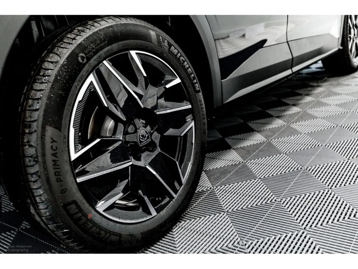 Peugeot 3008 SUV, Petrol Hybrid, 2026, Black