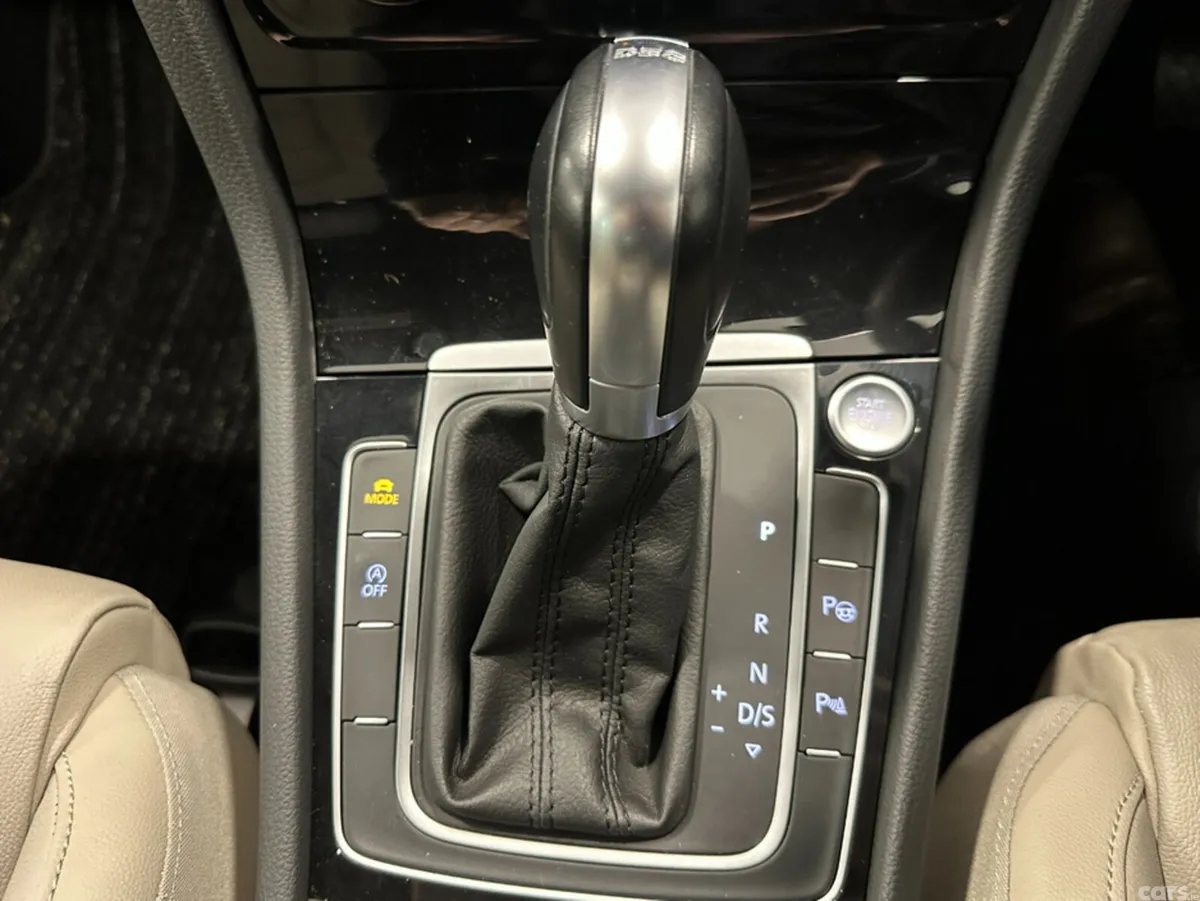 Volkswagen Golf Hatchback, Diesel, 2019, White