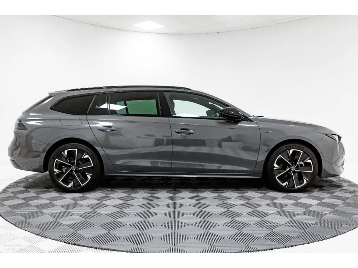 Peugeot 508 Estate, Petrol Plug-in Hybrid, 2025, Grey