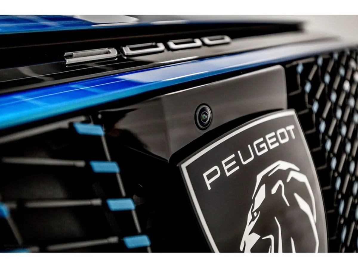 Peugeot 3008 SUV, Petrol Hybrid, 2026, Blue