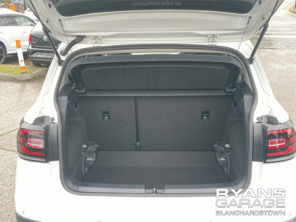 Volkswagen T-Cross Estate, Petrol, 2020, White