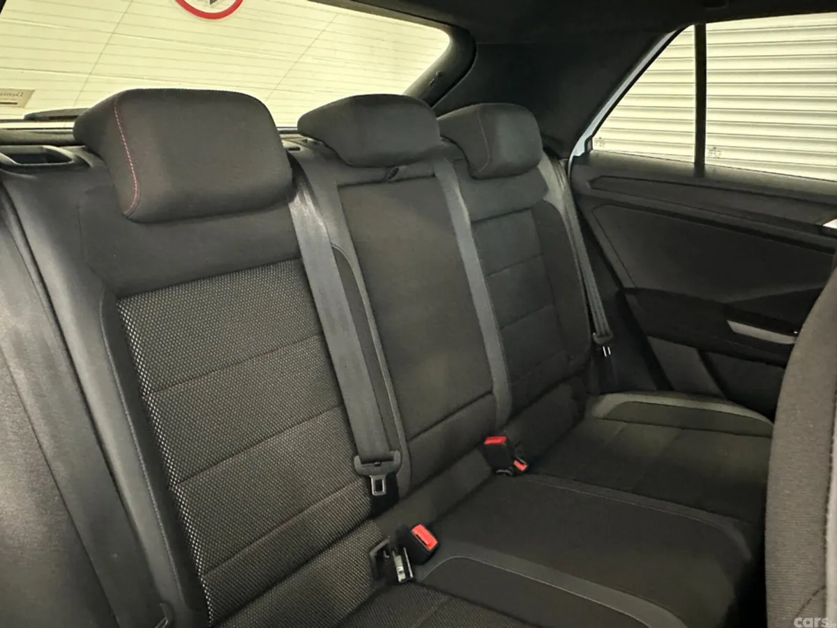 Volkswagen T-Roc SUV, Diesel, 2021, White