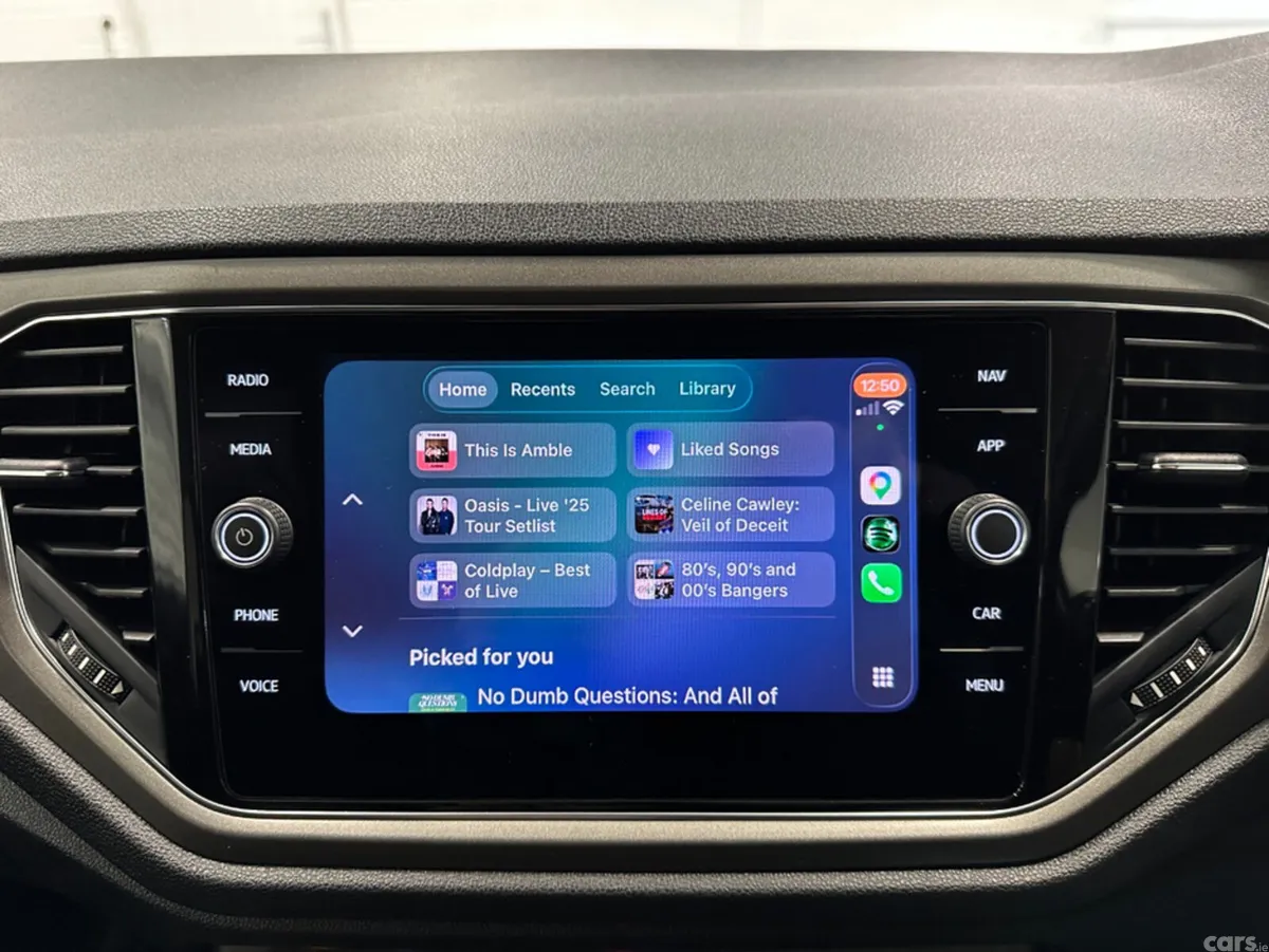 Volkswagen T-Roc SUV, Diesel, 2020, Blue
