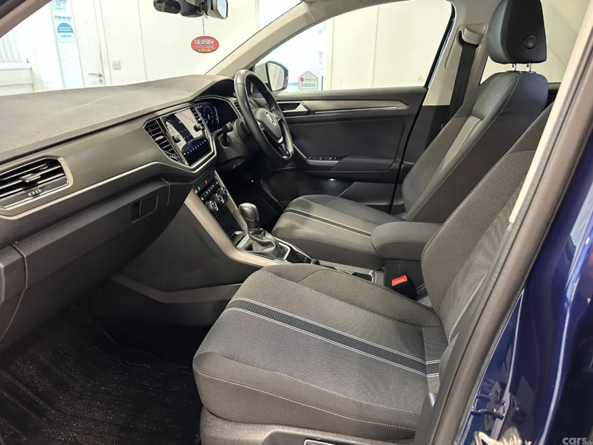 Volkswagen T-Roc SUV, Diesel, 2020, Blue