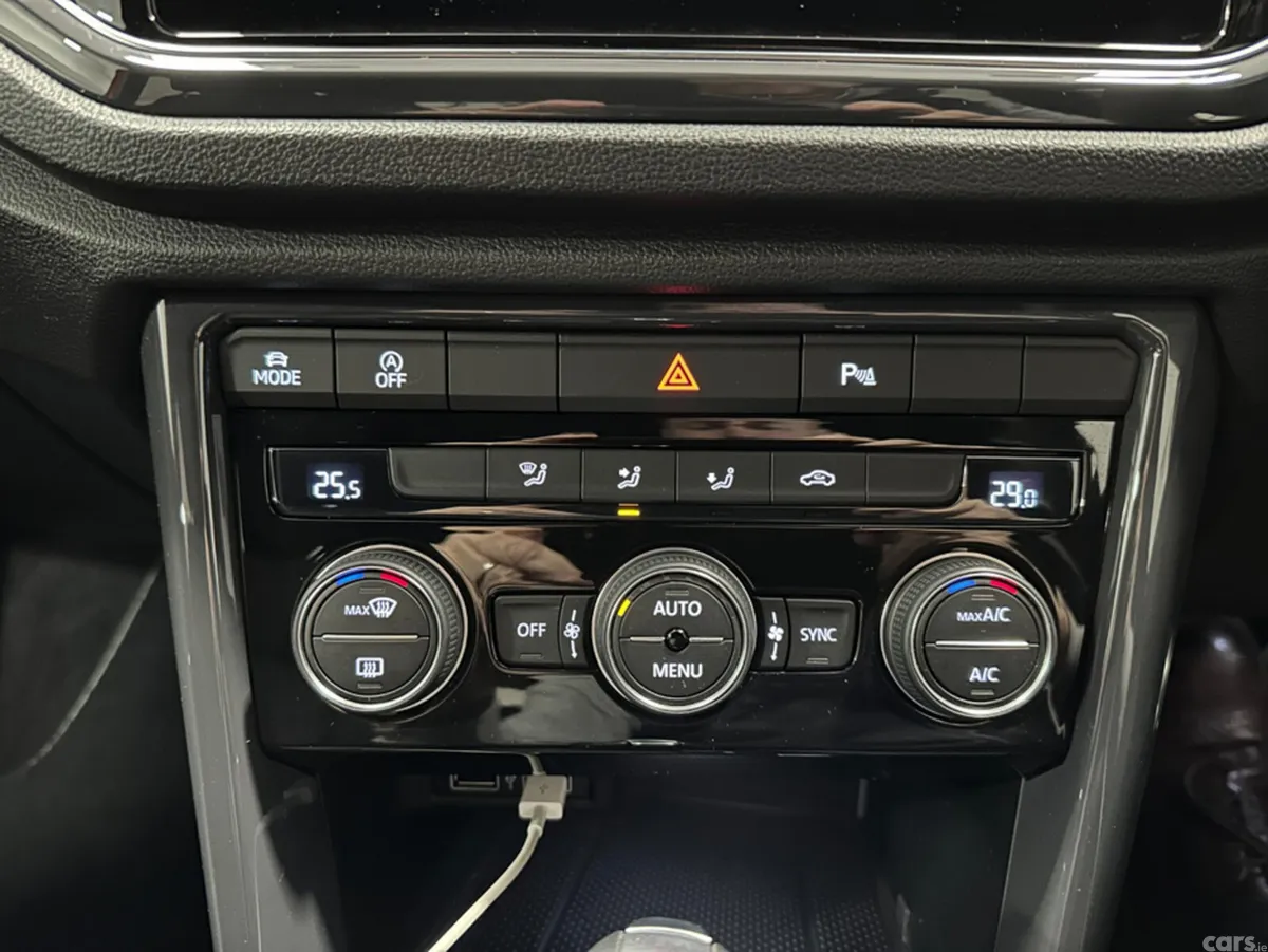Volkswagen T-Roc SUV, Diesel, 2021, Red