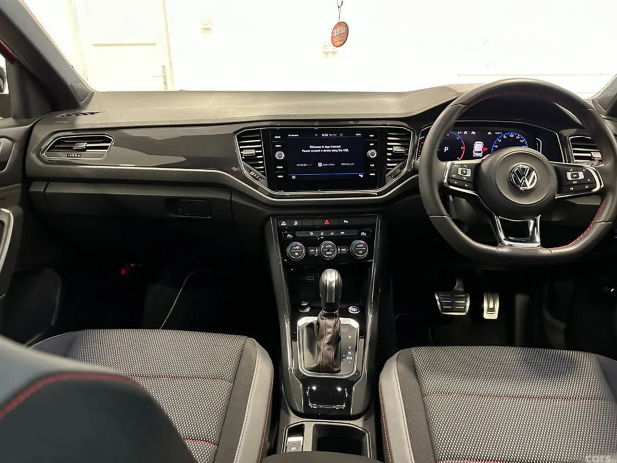 Volkswagen T-Roc SUV, Diesel, 2021, Red