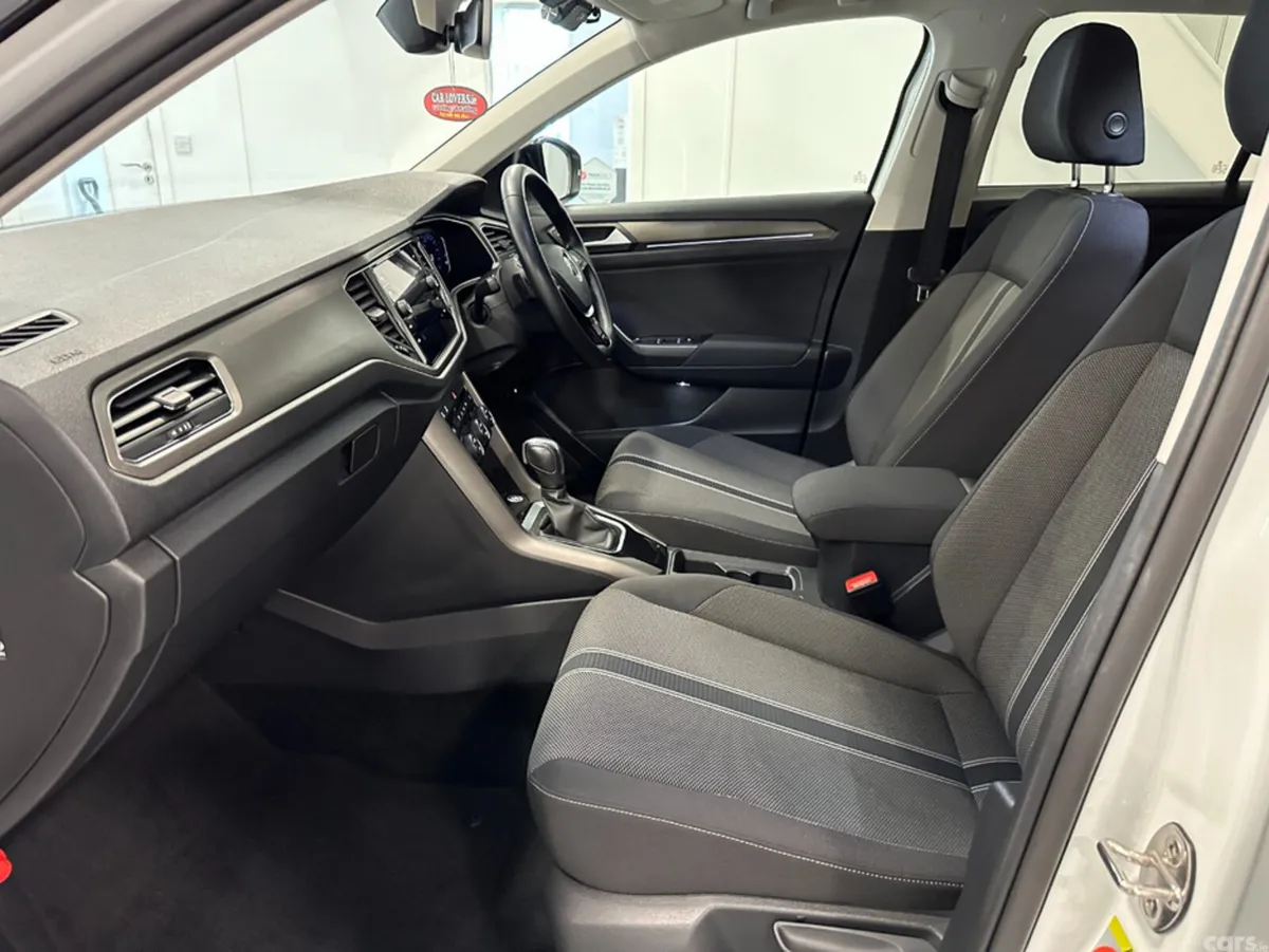 Volkswagen T-Roc SUV, Diesel, 2021, White