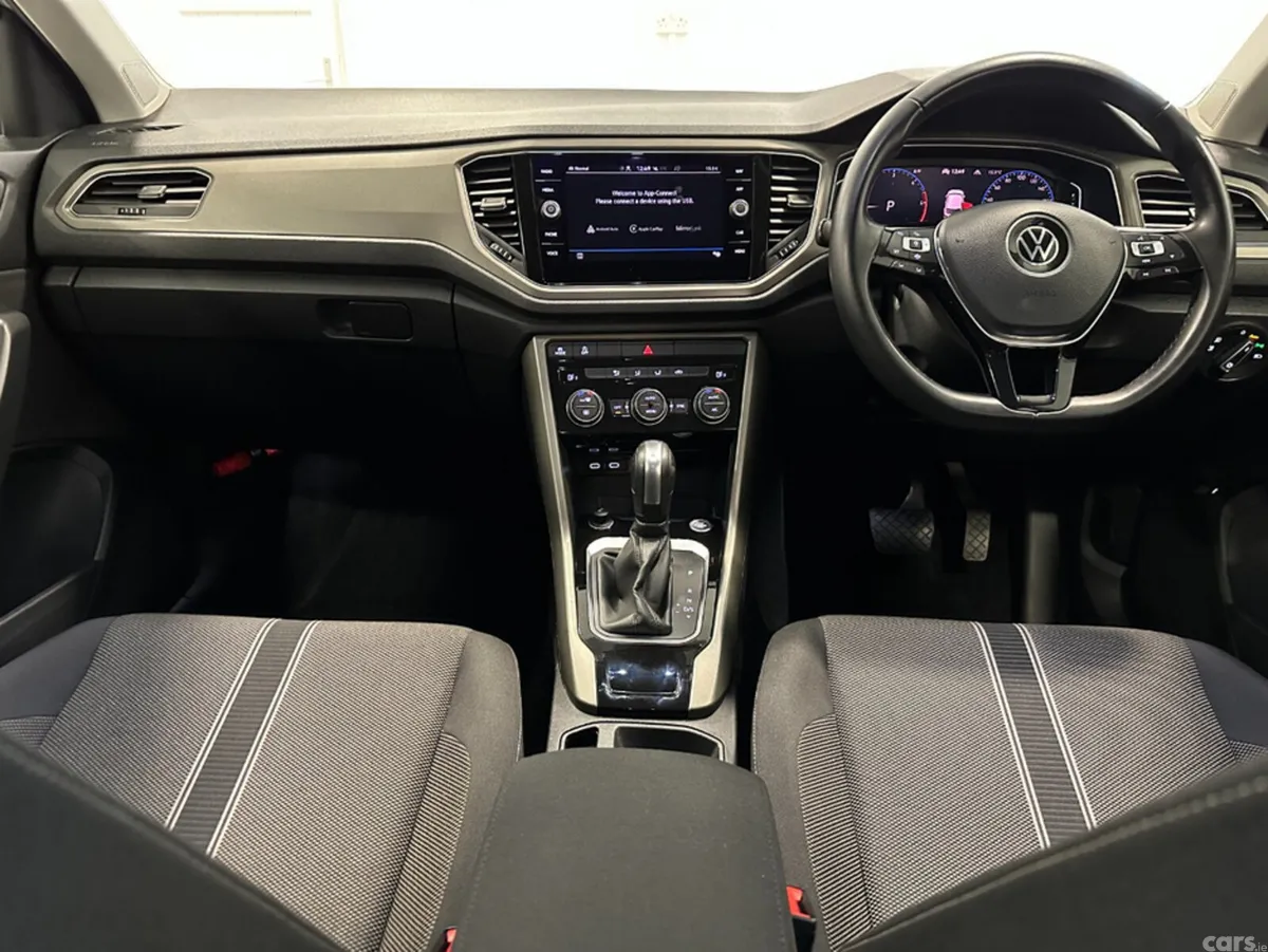Volkswagen T-Roc SUV, Diesel, 2021, White