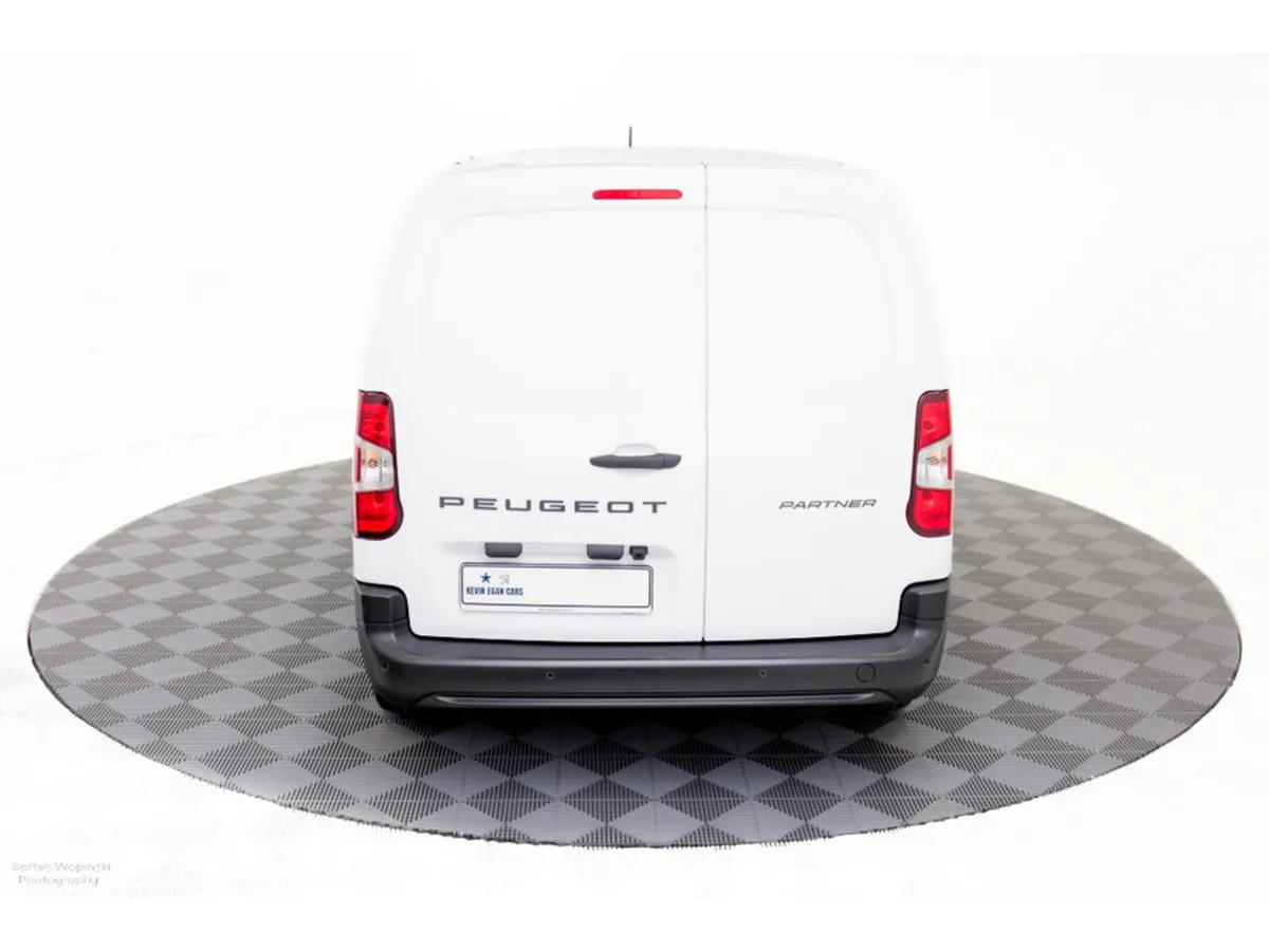 Peugeot Partner Van, Diesel, 2026, White