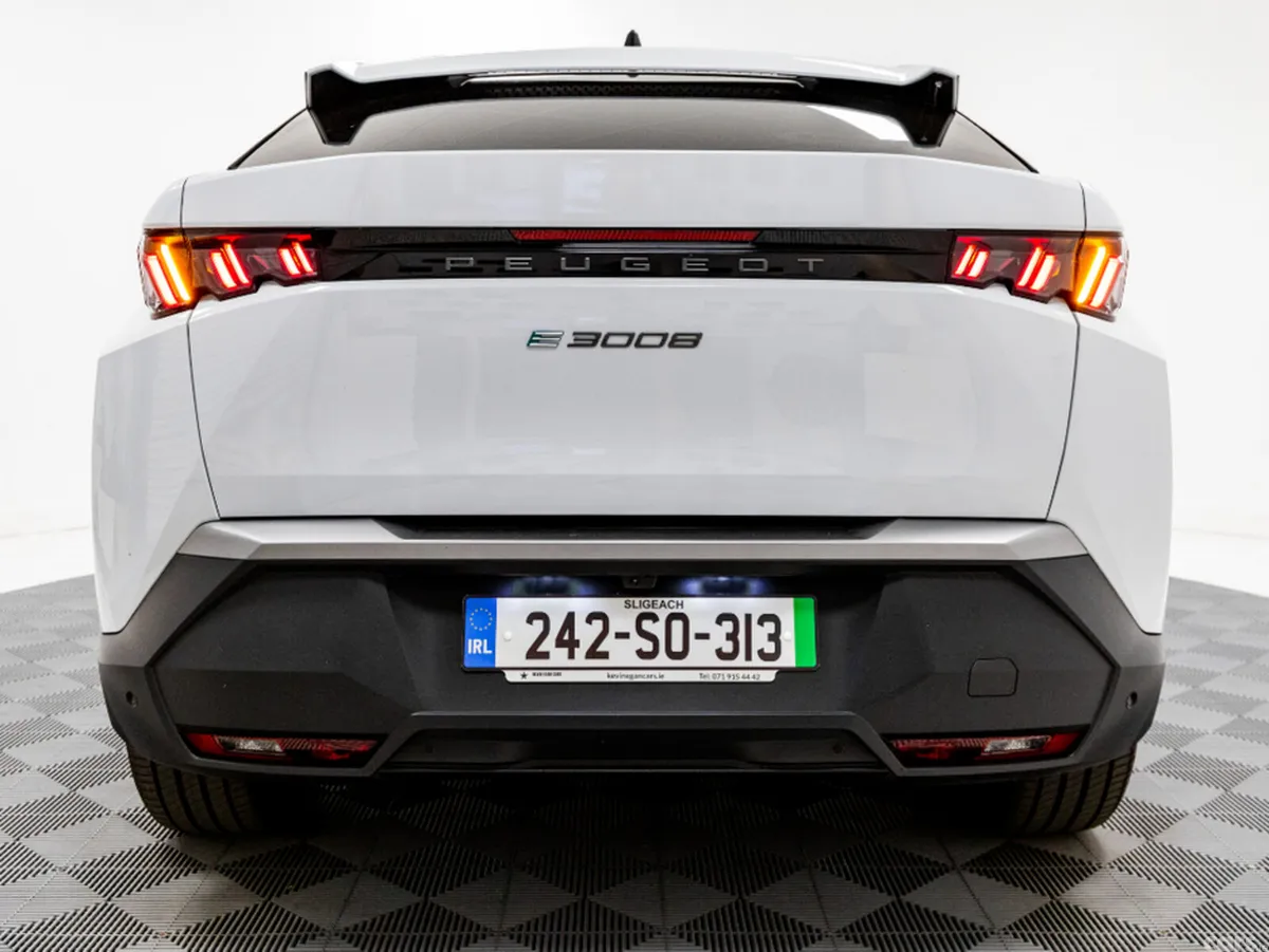Peugeot 3008 SUV, Electric, 2024, White
