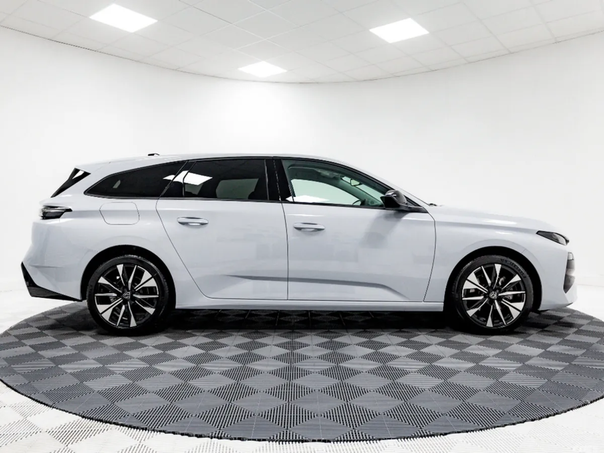 Peugeot 308 Estate, Petrol Hybrid, 2026, White