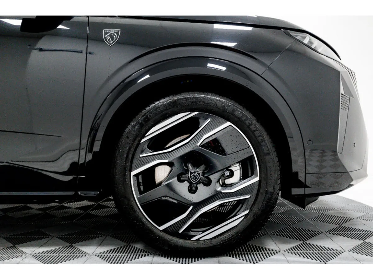 Peugeot 3008 SUV, Electric, 2026, Black