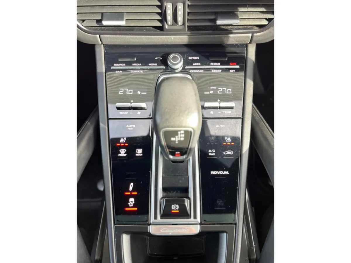 Porsche Cayenne Estate, Petrol Plug-in Hybrid, 2022, Black