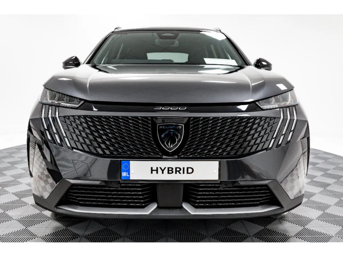 Peugeot 5008 SUV, Petrol Hybrid, 2026, Grey