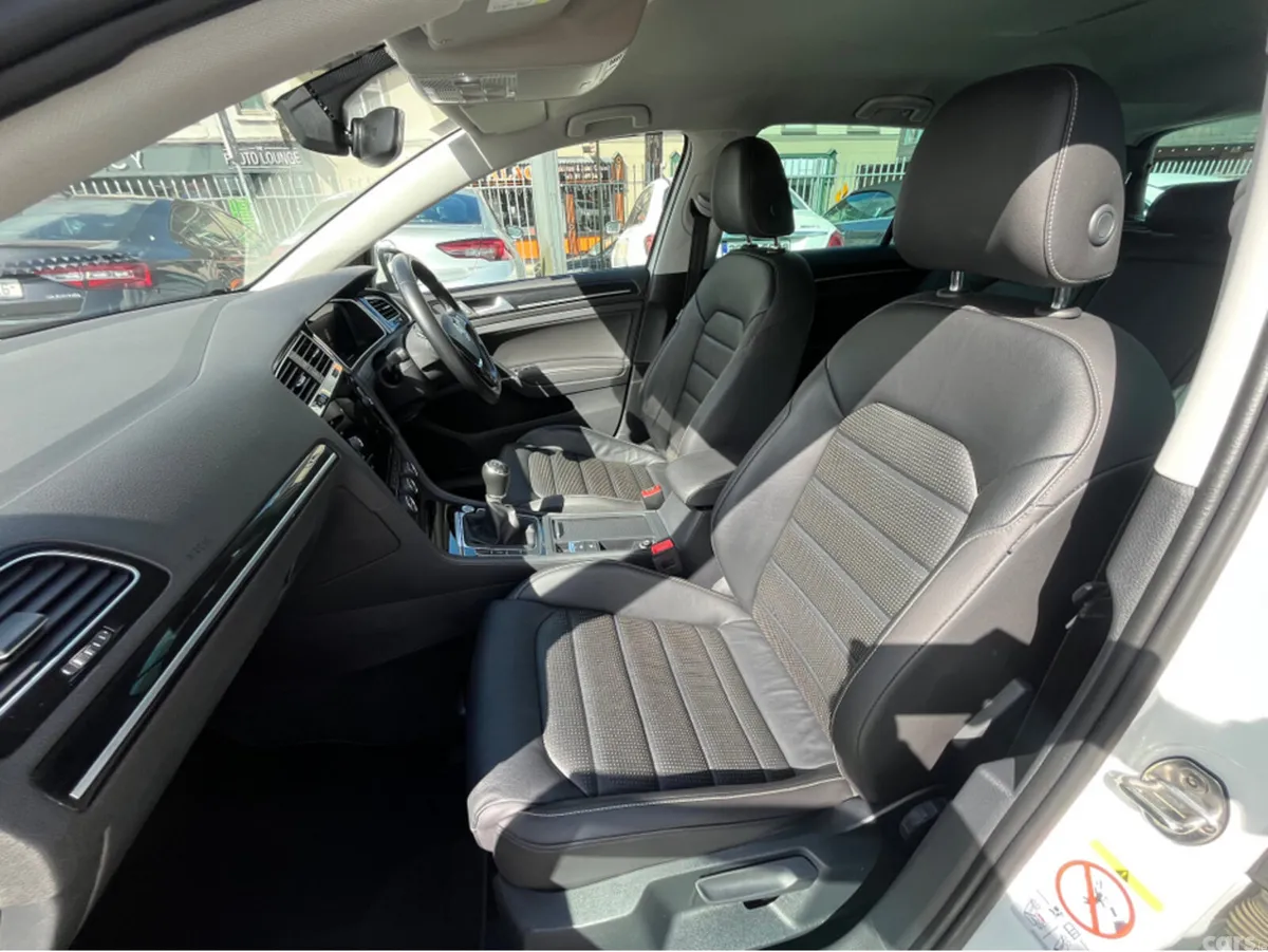 Volkswagen Golf Hatchback, Diesel, 2020, White